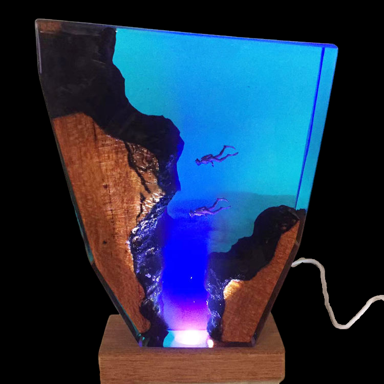 Small Ocean Explorer Resin Nightlight - Dive into Tranquility